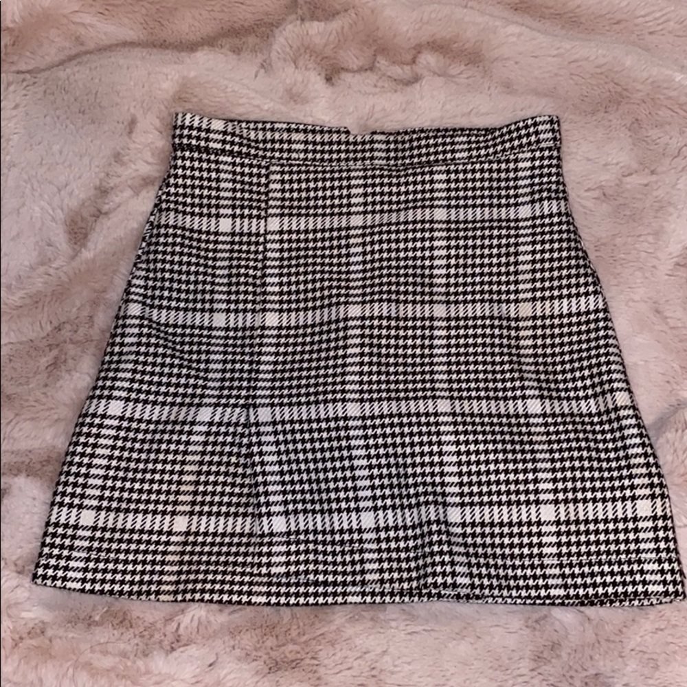 Black and white checkered mini skirt from LF